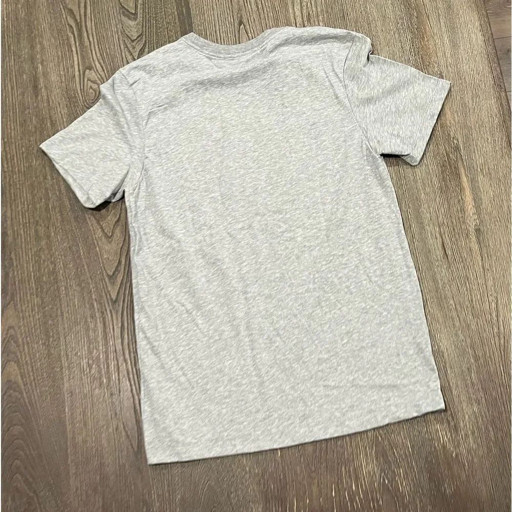 NWOT Nike Dri-Fit Mens T-Shirt Crewneck Short Sleeve Athletic Fit Gray Size S